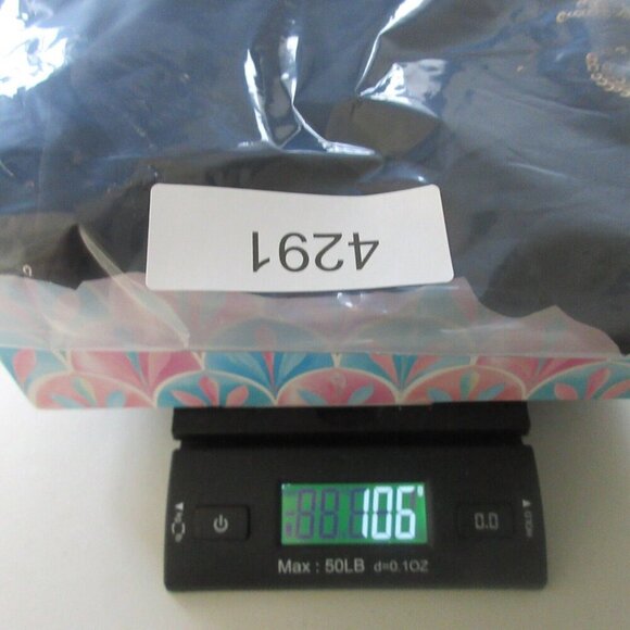 Club Monaco 100% Silk Tank Top Womens M Black Gold Sequin Embellished Classy 106 - Picture 10 of 10